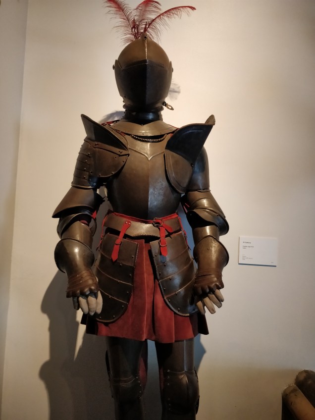 Suit of armor